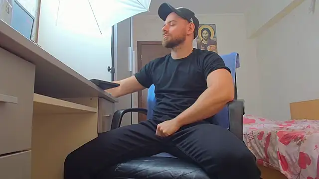 Ryanstone_ Adlı Modelin Canlı XXX Sohbeti