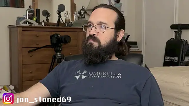 XXX chat uživo modela Apocalypse_Jerry