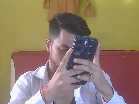 XXX chat uživo modela Stubborndesiboy
