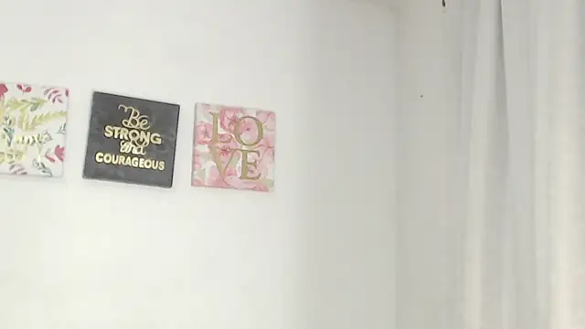 lovemyfatpussy 现场XXX聊天
