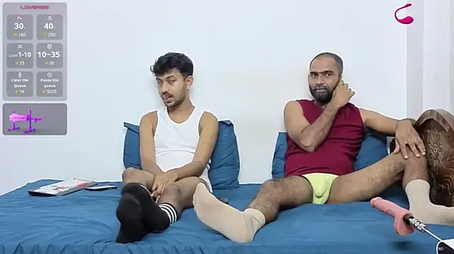 DesiDaddyandSon Pertunjukan Webcam