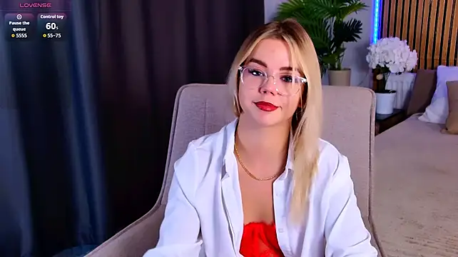 PrincessSlay's Live XXX Chat