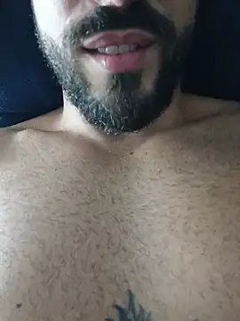 XXX chat uživo modela ShowhotBR