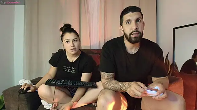 Pokazy przed kamerką – Alyssa_and_DAngelo