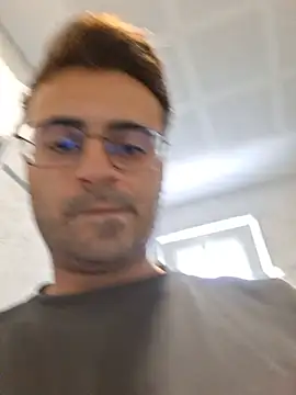 HugeTurkishCock XXX чат на живо