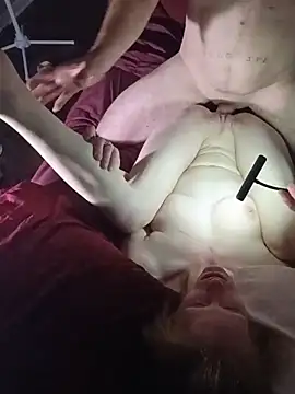 redslovestofuck Chat XXX in diretta