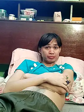 Chat +18 de QueenSoreal ao vivo