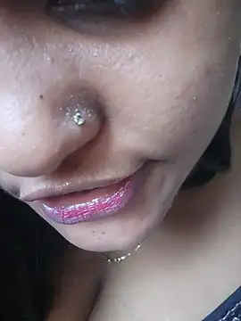 Aruna-1 Chat XXX in diretta