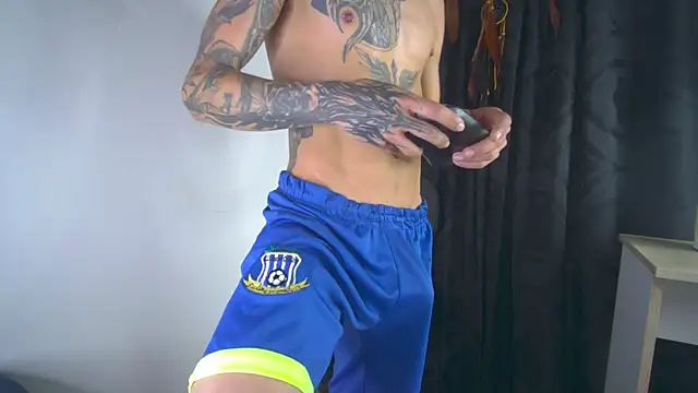 XXX chat uživo modela semalas69