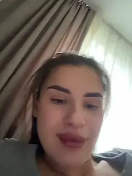 Chat XXX Live MiraReach