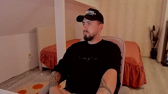 Chat XXX en directo de LoganStroud