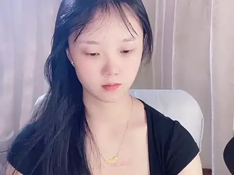 yiyi88888 Chat XXX live