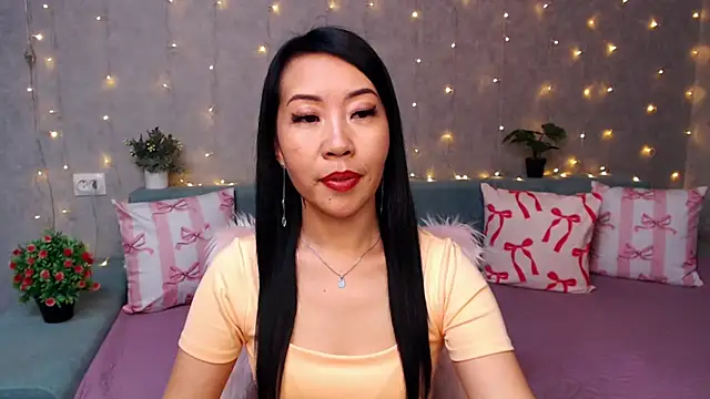 XXX chat uživo modela LiaPak