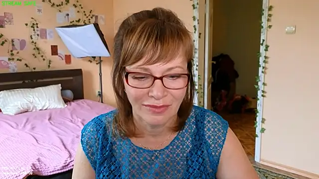 Miss_Moren's Live XXX Chat