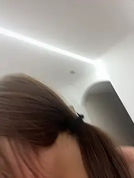 Puting_q Show Webcam