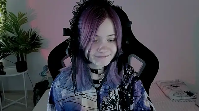 Hikkacat live XXX chat