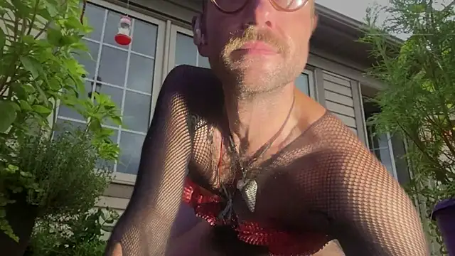 MaxSpadeErotica's Live XXX Chat