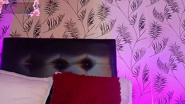 XXX chat uživo modela iaraRivers