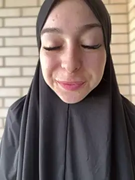 دردشة LynaFrost الجنسية المباشرة