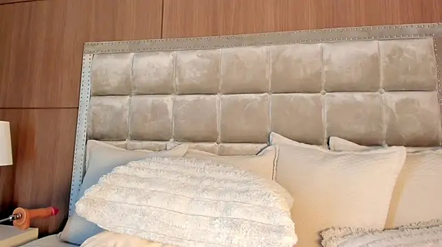 XXX chat uživo modela DakotaWangi