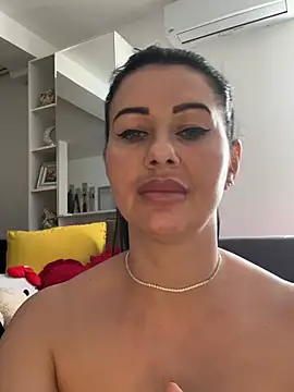 XXX chat uživo modela IRISWHITE17