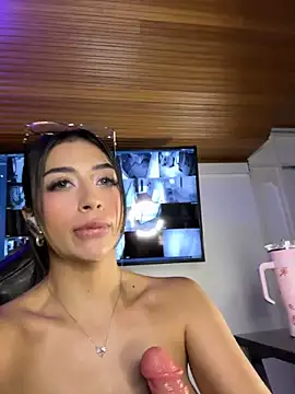 XXX chat uživo modela Atenea_cute21