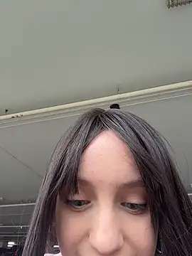 XXX chat uživo modela Lilonok