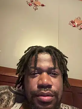 hitdaspot90's Live XXX Chat