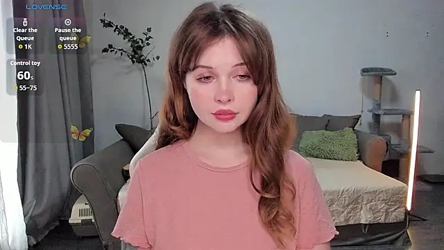 WINIKA Adlı Modelin Canlı XXX Sohbeti