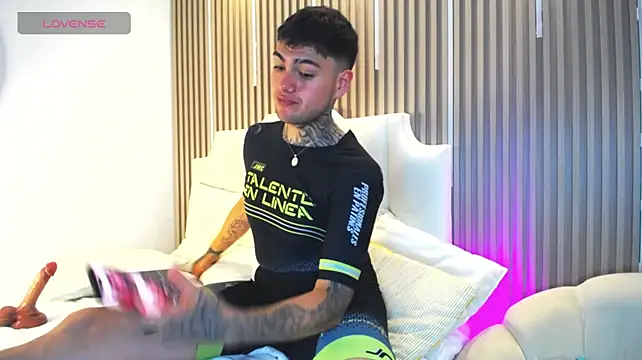 Canili_Hotn Live XXX chat