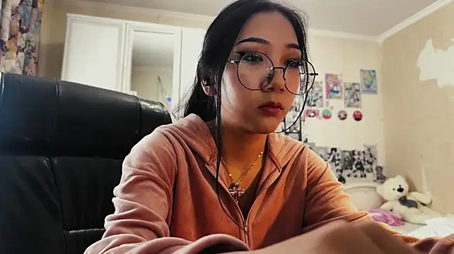 JoiePaschall's Live XXX Chat