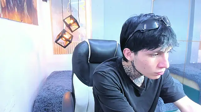 Cry_thereal XXX чат на живо