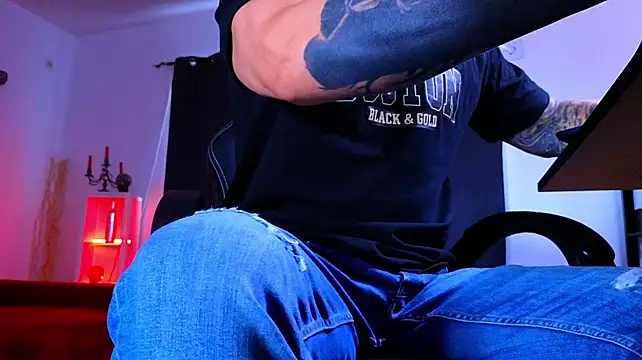 MightyAaron66 라이브 XXX 채팅