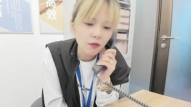 KKMM168 现场XXX聊天