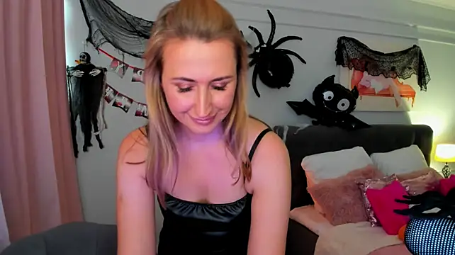 PassionGlow's Live XXX Chat