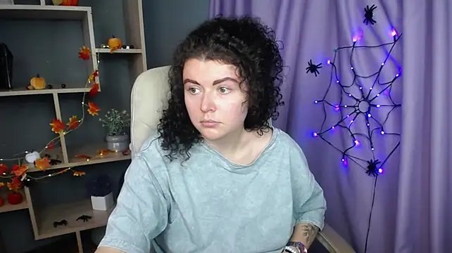 YuliaRewis_: онлайн-секс-чат
