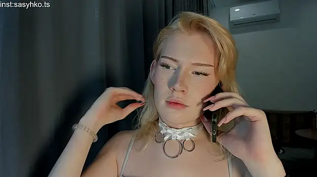 Sasyhk0's Live XXX Chat