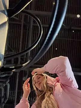 XXX chat uživo modela JessiTous