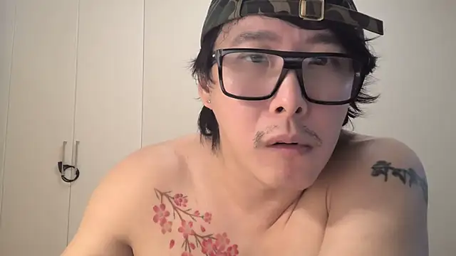 straightsakura Chat XXX live