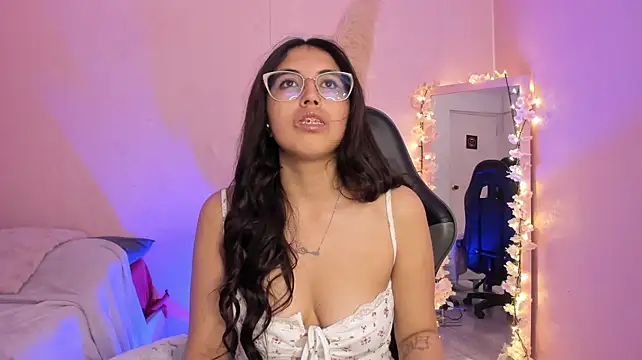 دردشة Valk_submissive الجنسية المباشرة
