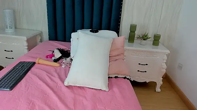 XXX chat uživo modela lune__watson