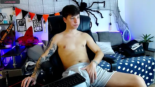 ThomasEdisonn Live XXX-chat