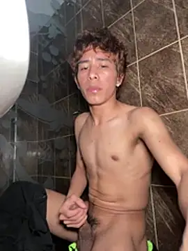 Ronny_Hot12のライブXXXチャット