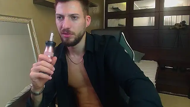 XXX chat uživo modela FelixRook