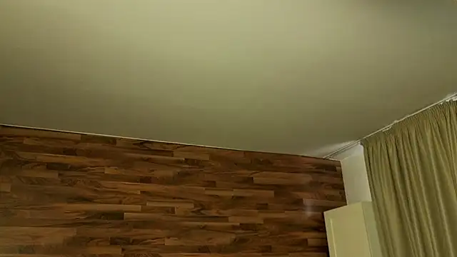 XXX chat uživo modela IvanHydee