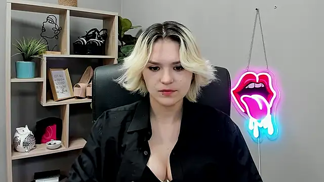 Chatroom XXX en direct de SweetLilyxo