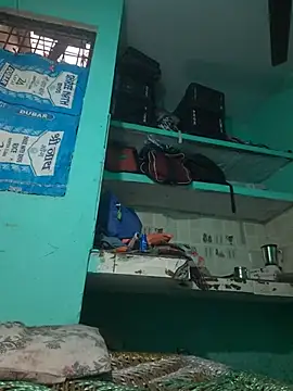 simran_bby 现场XXX聊天