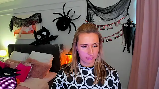 PassionGlow's Live XXX Chat