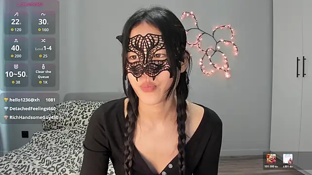 Chatroom XXX en direct de HelenBlazeTrt