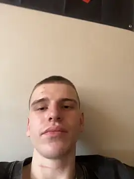 XXX chat uživo modela Lokim666